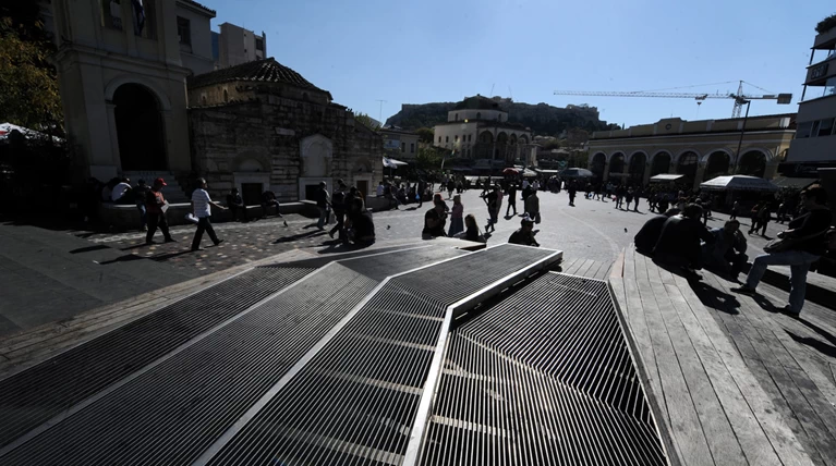 Γερμανικά ΜΜΕ: «Οι Ελληνες έπεσαν στην παγίδα της μερικής απασχόλησης»