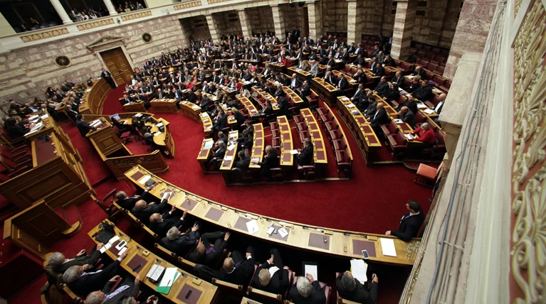 Καταγγελία Μητρόπουλου: Αναδρομικά και σε βουλευτές - «Όχι» από ΝΔ - ΚΙΝΑΛ