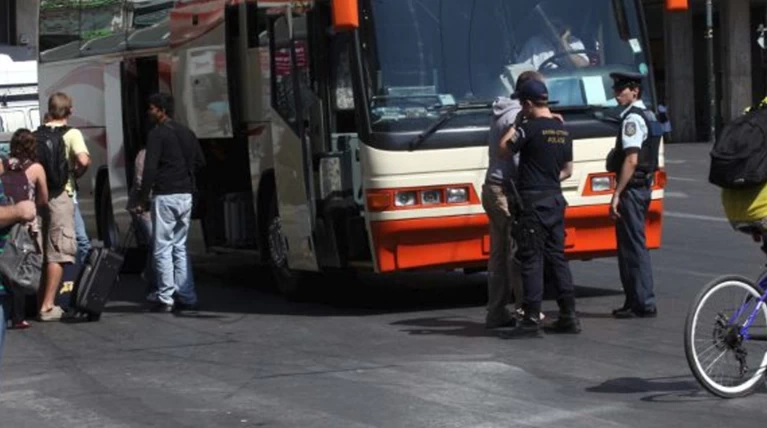 Απίστευτο! Μεθυσμένος οδηγός μετέφερε μαθητές στην Κρήτη