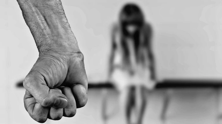 Κακοποίηση: 134 αιτήματα για φιλοξενία παιδιών-θυμάτων βίας το 2017