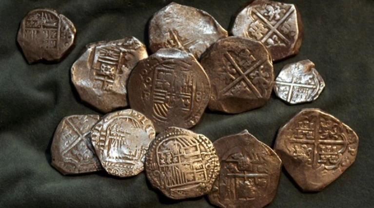 Κατασχέθηκε πλήθος αρχαίων νομισμάτων στην Ηγουμενίτσα