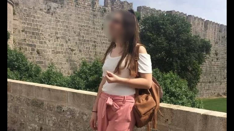 Συγκλονίζει η μητέρα της 21χρονης: Είμαι «πεθαμένη» και θυμωμένη
