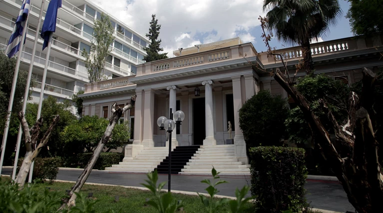 Βολές από ΝΔ - ΚΙΝΑΛ για συνεργάτη του Νίκου Παππά