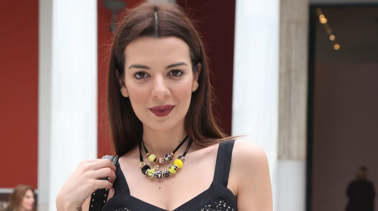Ράλλη - Μαυρίδης: Έκαναν επίσημη χριστουγεννιάτικη φωτογράφηση