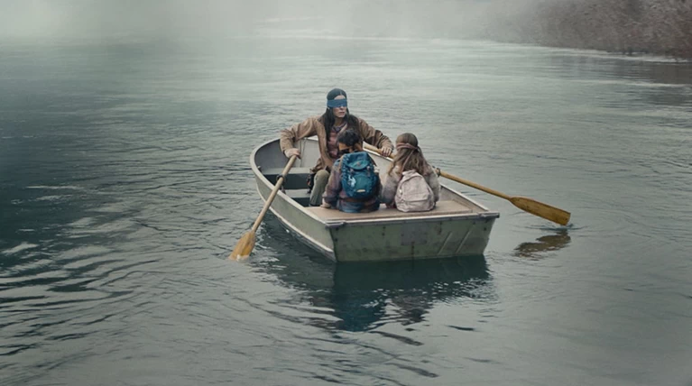 Bird Box: Η Μπούλοκ αποκαλύπτει πώς έμοιαζαν τα μυστηριώδη πλάσματα