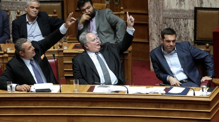 Καμμένος κατά Κοτζιά με αναφορές σε "αποστασίες" & "ολετήρες"