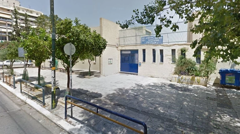 Ανοιχτά σχολεία και βρεφονηπιακοί σταθμοί στον Πειραιά