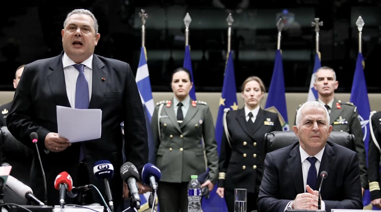 Καμμένος: Θα εγκατέλειπα την πολιτική, αλλά παραδίδουν τη Μακεδονία