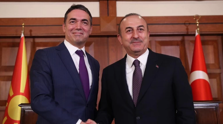 Τσαβούσογλου σε Ντιμιτρόφ: Καλωσορίζουμε την «Μακεδονία» στο ΝΑΤΟ