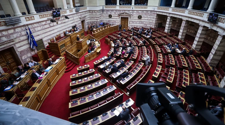FT: Θετικό βήμα για την Ευρώπη η λύση στο "Μακεδονικό"