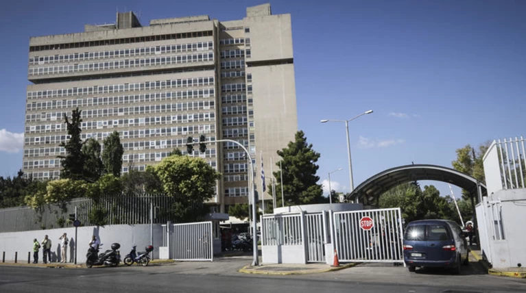 Διαμαρτυρία προσφύγων στην Κατεχάκη - Κλειστή μια λωρίδα