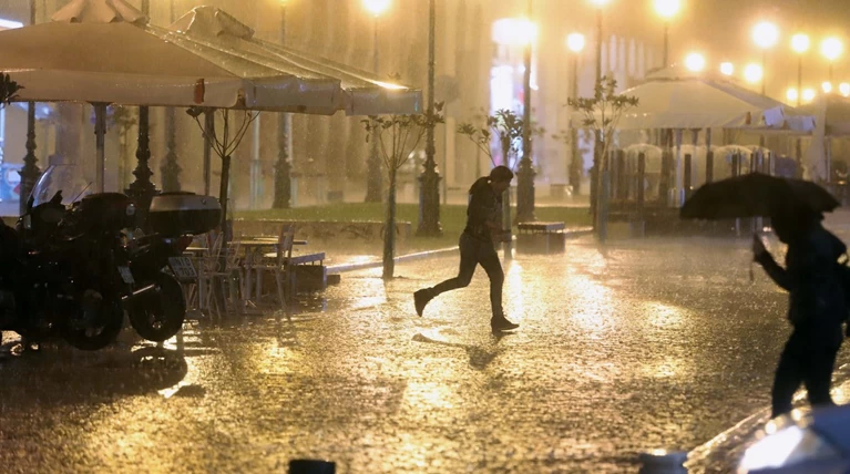 Καταφτάνει ο "Φοίβος" - Νέα κακοκαιρία με βροχές & καταιγίδες