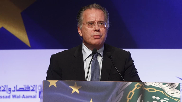 Κουμουτσάκος: "Δύκολη περίοδος για τα ελληνικά συμφέροντα"-Απάντηση ΥΠΕΞ