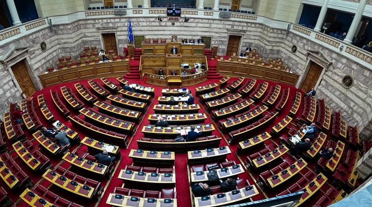Κατατέθηκε η τροπολογία για το "σπάσιμο" 5 δήμων