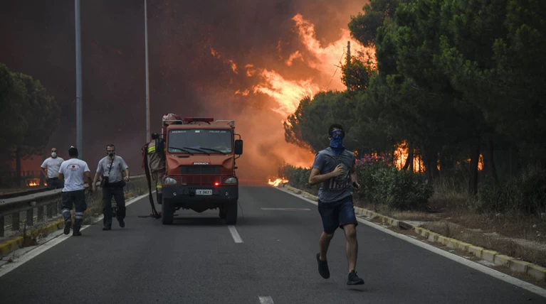 Γερμανικά ΜΜΕ για Μάτι: Αναπόφευκτη καταστροφή ή θανατηφόρα παράβλεψη;