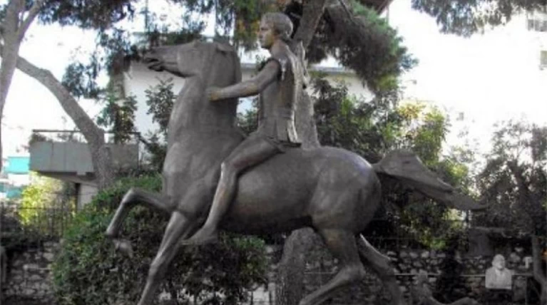 Ένας Μέγας Αλέξανδρος στο κέντρο της Αθήνας
