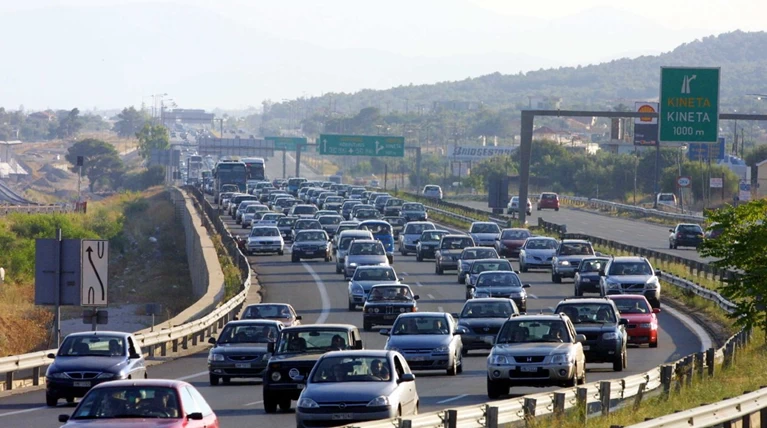 ΑΑΔΕ: Ξεκινάει σαφάρι για τα ανασφάλιστα οχήματα