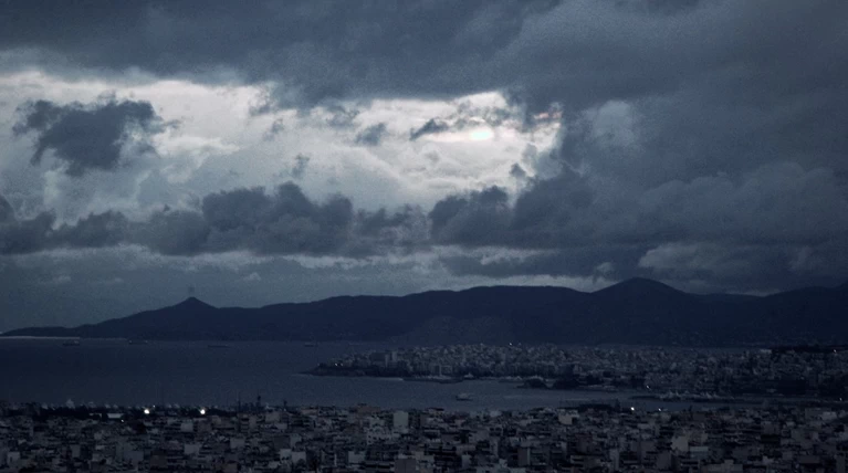 Καλός καιρός,στους 21 βαθμούς κελσίου η θερμοκρασία στην Αθήνα