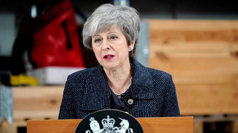 Brexit: Στο Στρασβούργο σήμερα η Τερέζα Μέι