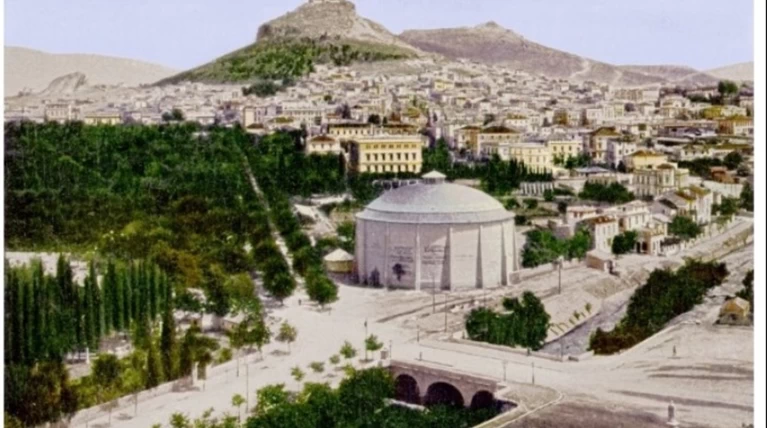 Telegraph: Η Αθήνα αλλάζει όψη με την αποκάλυψη του Ιλισσού