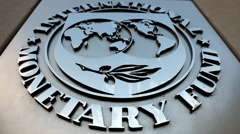 Εκθεση ΔΝΤ: Επιμένει στη μείωση του αφορολόγητου το 2020