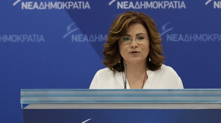 Σπυράκη: Ξεπερνά κάθε όριο η μεταφορά του «Δρομέα»