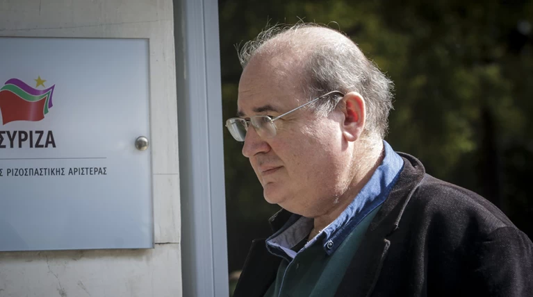 Φίλης αδειάζει Κυρίτση: "Εγώ θυμάμαι νεκρούς από μολότοφ"