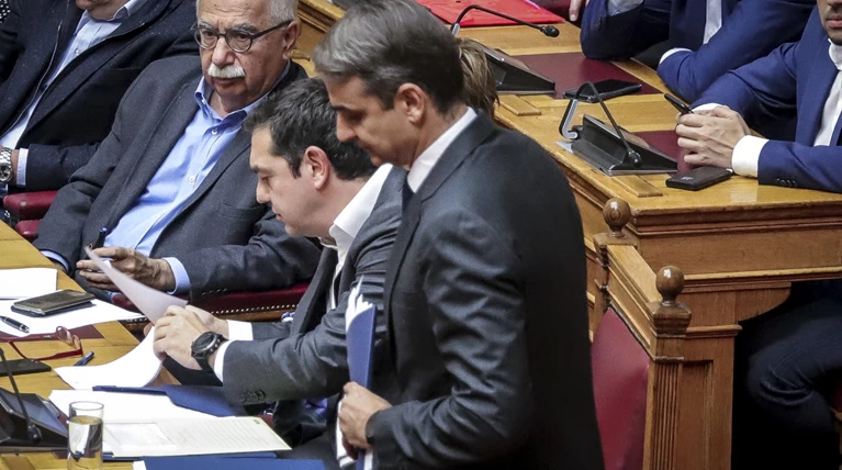 Κόντρα Τσίπρα - Μητσοτάκη για τη Συνταγματική Αναθεώρηση