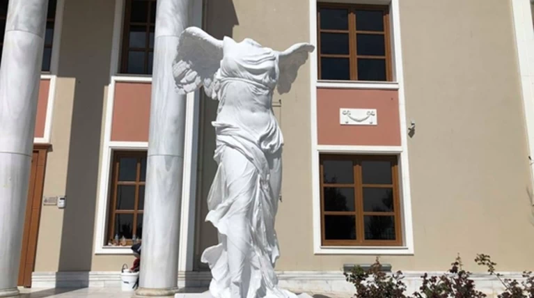 Η Αλεξανδρούπολη απέκτησε τη δική της Νίκη της Σαμοθράκης