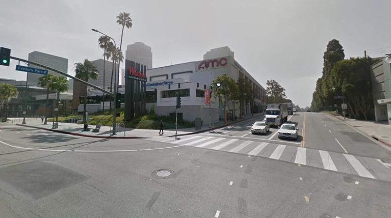 Έκτακτο-Πληροφορίες για πυροβολισμό σε mall του Λος Άντζελες