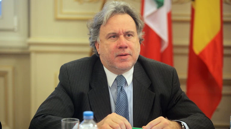 Σε Βρυξέλλες, Λευκωσία και Αττάλεια ο Κατρούγκαλος