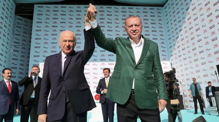 Παραλήρημα Ερντογάν: Σμύρνη που έριξες τους γκιαούρηδες στη θάλασσα
