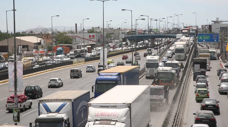 Έμφραγμα: Μποτιλιάρισμα 23 χιλιομέτρων στον Κηφισό