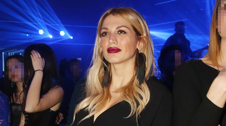Ακούστε την Κωνσταντίνα Σπυροπούλου να ομολογεί δημόσια το νέο της έρωτα