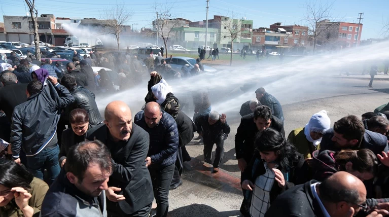 Τουρκία: Συγκρούσεις μετά την αυτοκτονία Κούρδου απεργού πείνας
