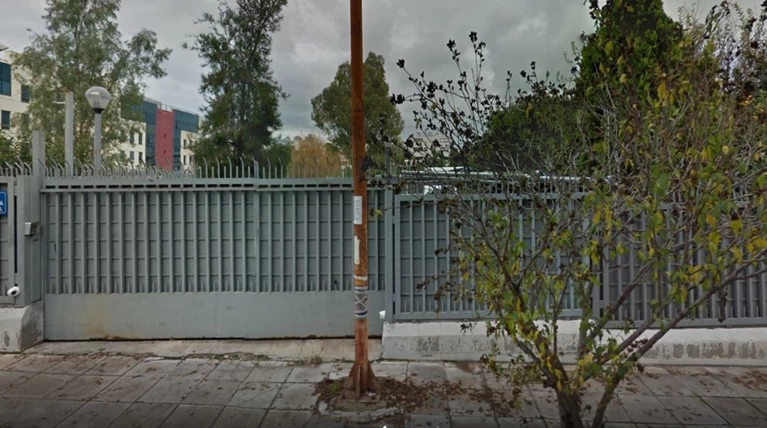 Συναγερμός στο Χαλάνδρι: Εντοπίστηκε χειροβομβίδα στο Ρωσικό Προξενείο