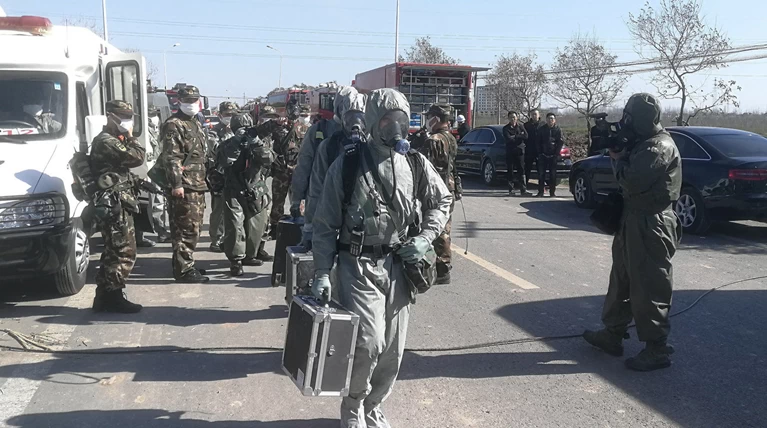 Αυτοκίνητο έπεσε σε πλήθος στην Κίνα- έξι νεκροί