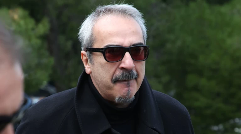 Βαγ.Περρής: Ξεσπά για τα κανάλια που δεν πληρώνουν & κρίνει την τηλεόραση