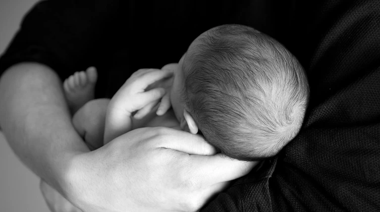 Θεσσαλονίκη: Ανησυχία προκαλέι η απόπειρα αρπαγής 2 βρεφών