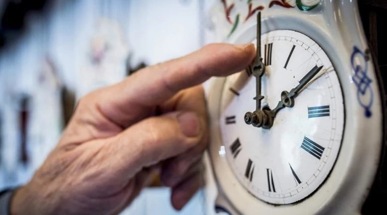 Πότε επιστρέφει η θερινή ώρα