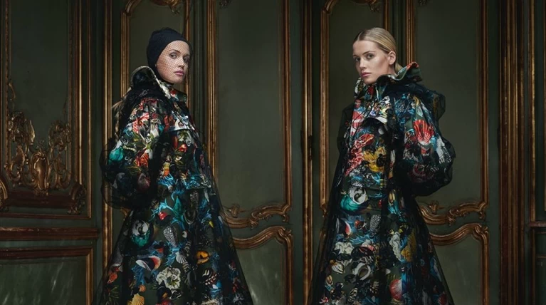 Η ανιψιά της Νταϊάνα με Mary Katrantzou: Σταρ του instagram σε μια νύχτα