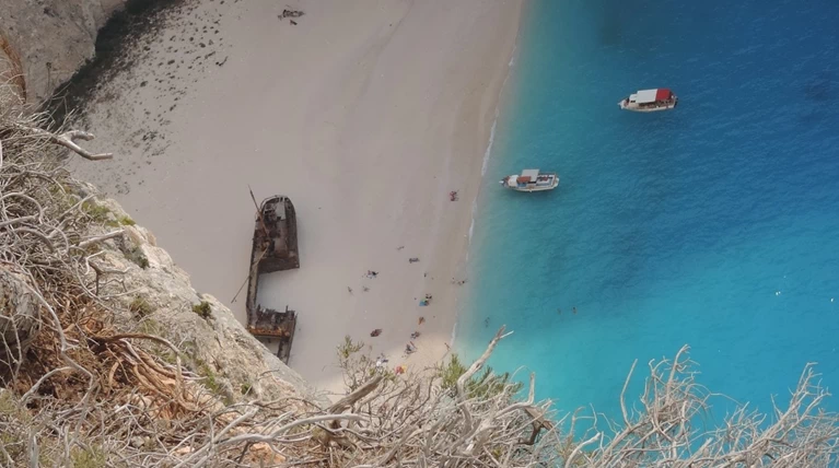 Απαγορεύεται κάθε είδους πρόσβαση στο «Ναυάγιο» από το Λιμεναρχείο Ζακύνθου