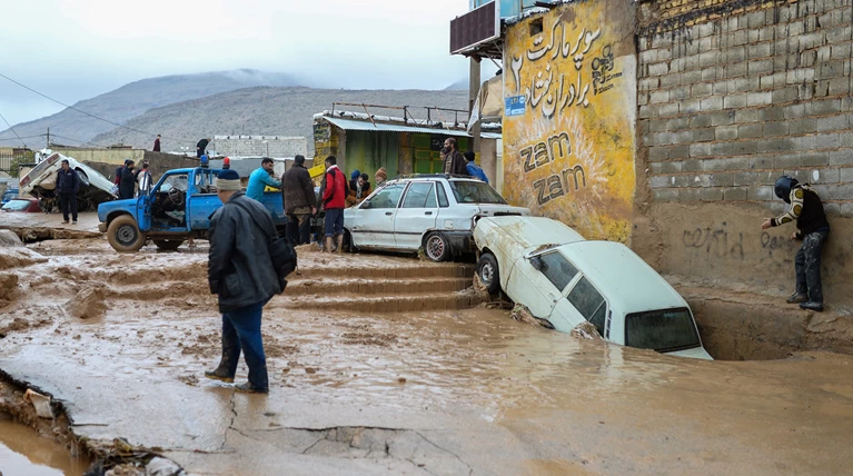 Ιράν: 23 άνθρωποι έχασαν τη ζωή τους από πλημμύρες