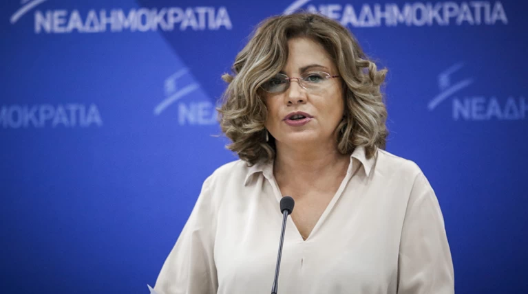 Υποψήφια για την Ευρωβουλή η Σπυράκη, νέα εκπρόσωπος της ΝΔ η Ζαχαράκη