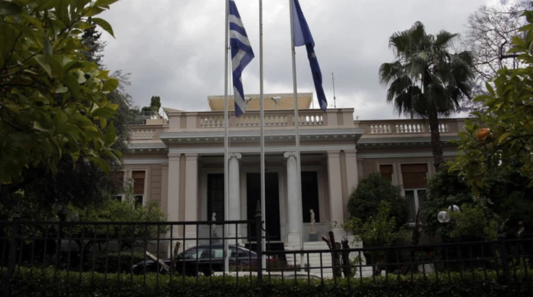 Επίθεση κυβέρνησης σε Στουρνάρα: Μέγιστο ηθικό & πολιτικό θέμα