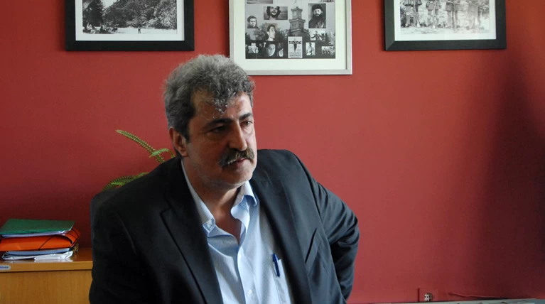 Πολάκης σε Στουρνάρα: Αν έχεις πρόβλημα με τις χορδές, ξέρω έναν καλό ΩΡΛ
