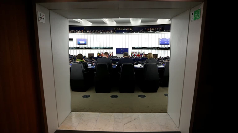 Νέα δημοσκόπηση για τις ευρωεκλογές: Οι έδρες για ΣΥΡΙΖΑ - ΝΔ