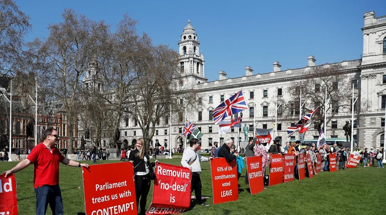 Βρετανία: Η ανεξάρτητη ομάδα των βουλευτών ζητά να αναγνωριστεί ως κόμμα