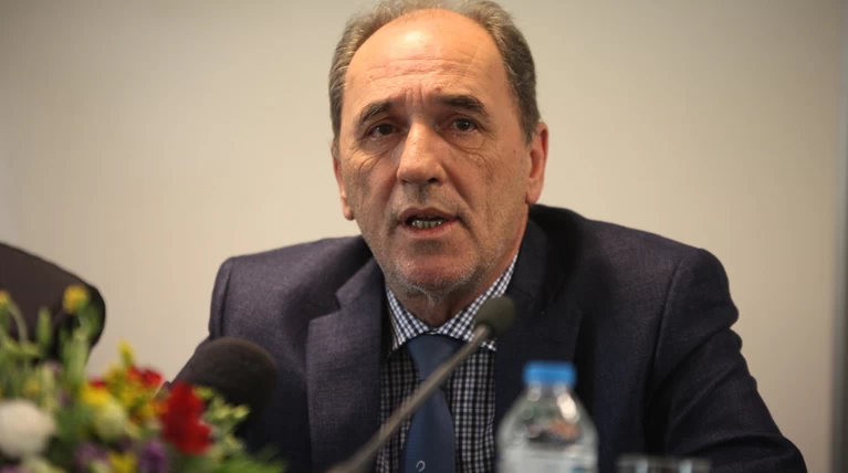 Σταθάκης: Την Τρίτη οι υπογραφές για τις έρευνες στο Ιόνιο