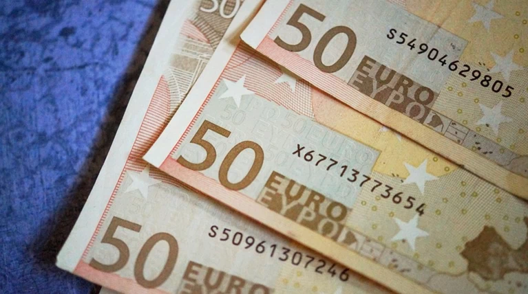 ΙΟΒΕ: Αλλαγή άμεσα του ασφαλιστικού και μείωση εισφορών